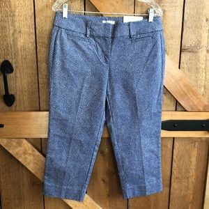 New Original Crop Petite LOFT Size 6P Straight Through Hip & Thigh Crop Leg